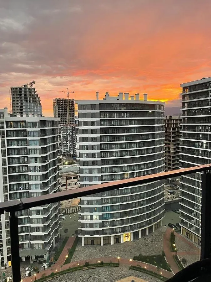 Nina Apartment Batumi 0*,